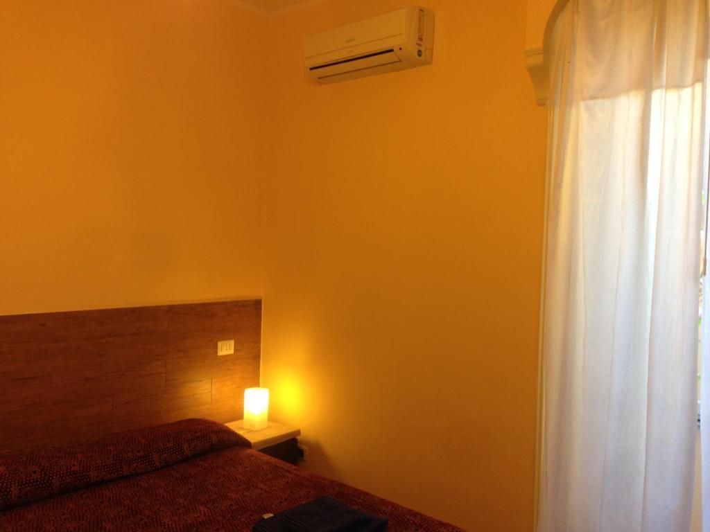 Ottimista Hotel Rome Ruang foto